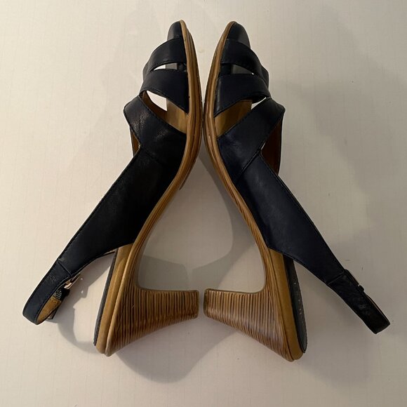 Softspots Strappy Slingback Leather Block Stack Heel Sandals Black Women's 9.5M - Picture 11 of 13